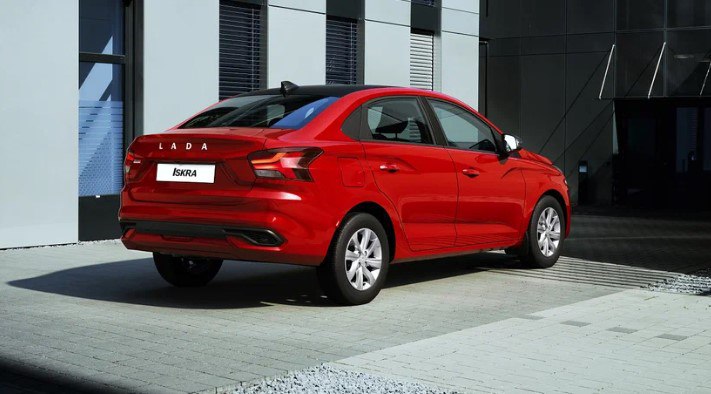 АвтоВАЗ назвал новые сроки запуска производства Lada Iskra